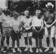 Des Plaines PD Commissioner Chuck
Davis, Rep. Rosemary Mulligan (R-55), Des
Plaines PD Commissioners Jim Brookman,
Patti Haugeberg and Director Dave
Markworth