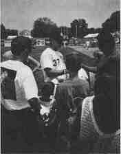 Cougar players
sign autographs
before the game
for little kids and
big kids alike!